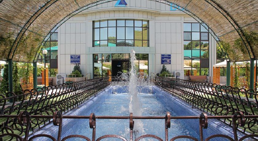 Xumson sanatoriyasi