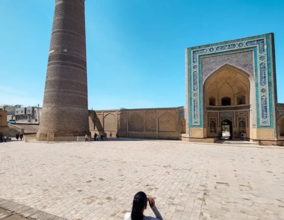 A Complete Guide to Solo Travel in Uzbekistan