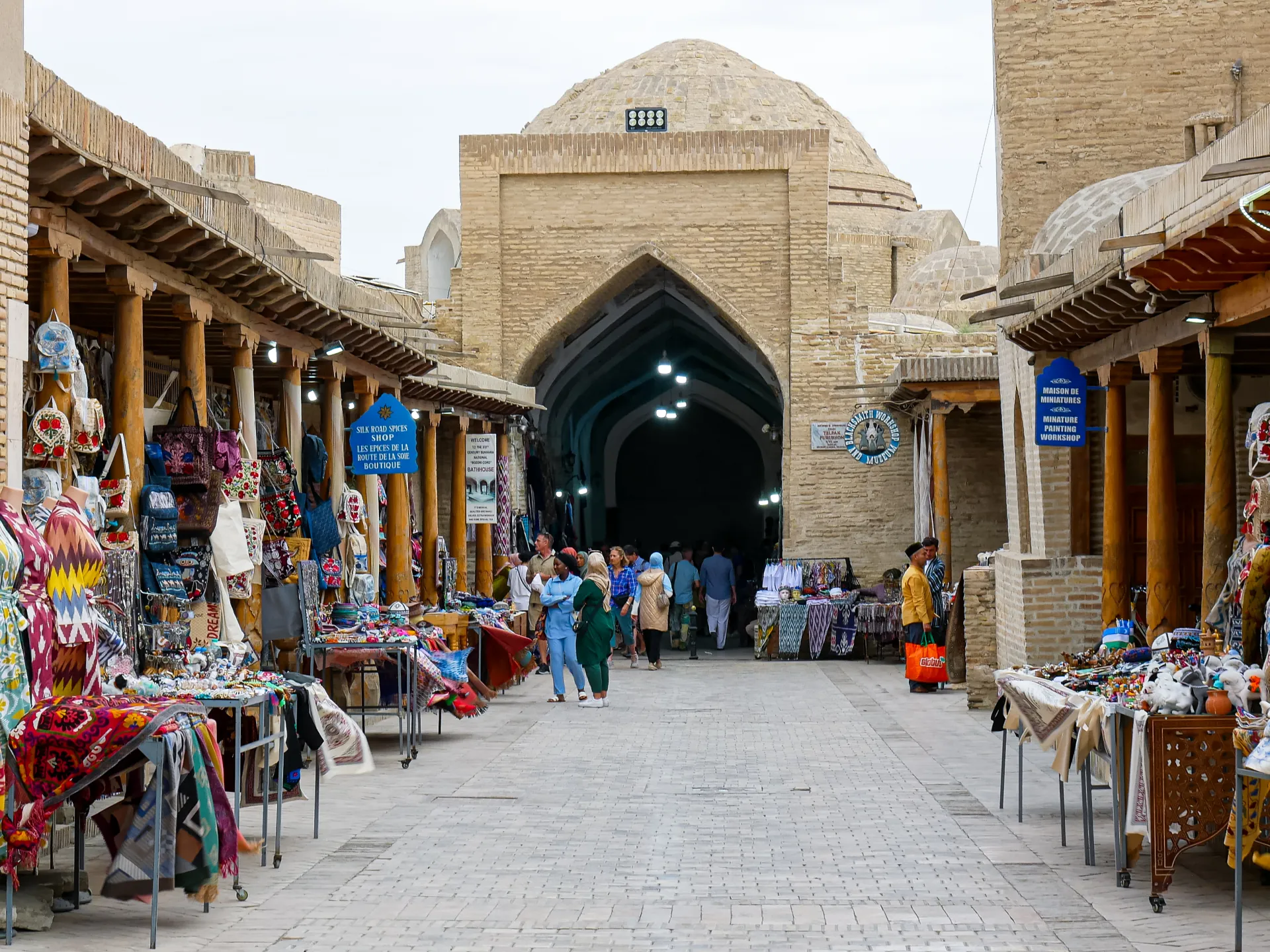 Guide Uzbekistan Silk Road