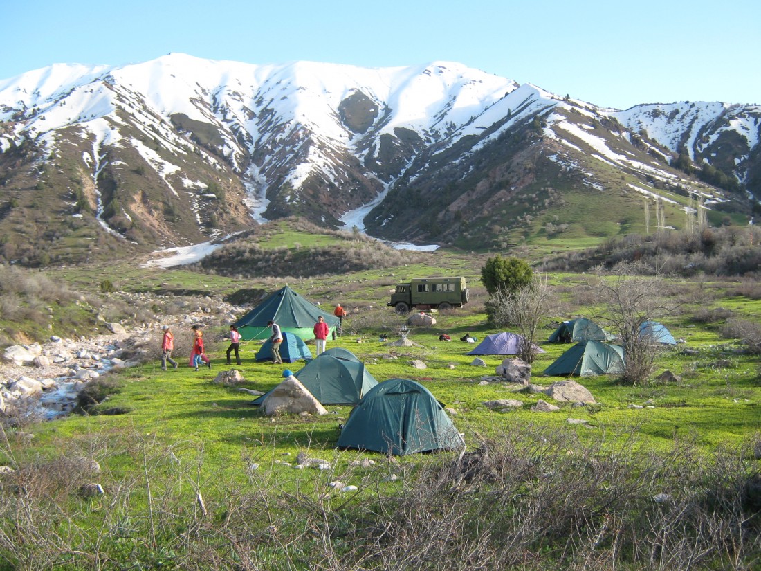 Camping in Uzbekistan Weather – Seasonal Guide & Travel Tips